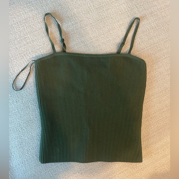 Aritzia Babaton Sculpt Knit Tank - Picture 3 of 4